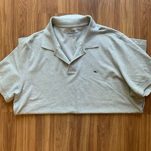 Men’s Vineyard Vines collared shirt